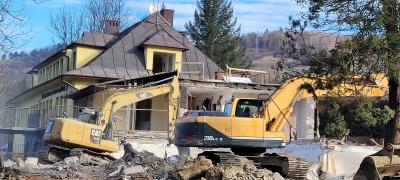 rozbiórka bud A5.jpg