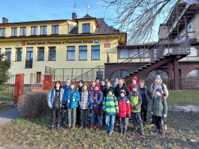 wspólne zdjęcie uczestników Chóru chłopięcego  w Limanowej.jpg