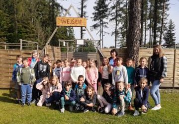 Publiczna Szkoła Podstawowa nr 2 w Jadownikach, klasy: III a, III b