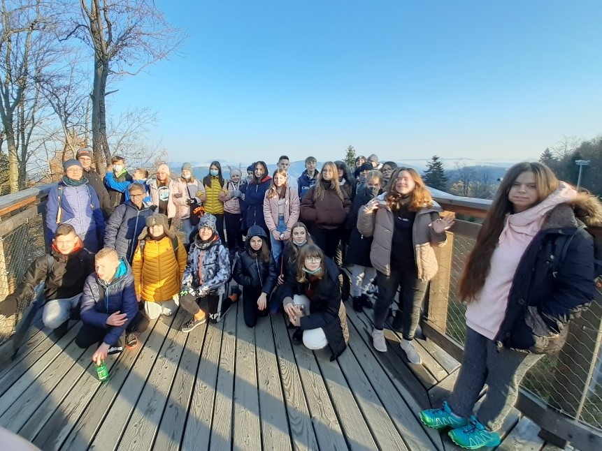 Szkoła Podstawowa nr 92 w Krakowie, klasy: VI b, VIII c