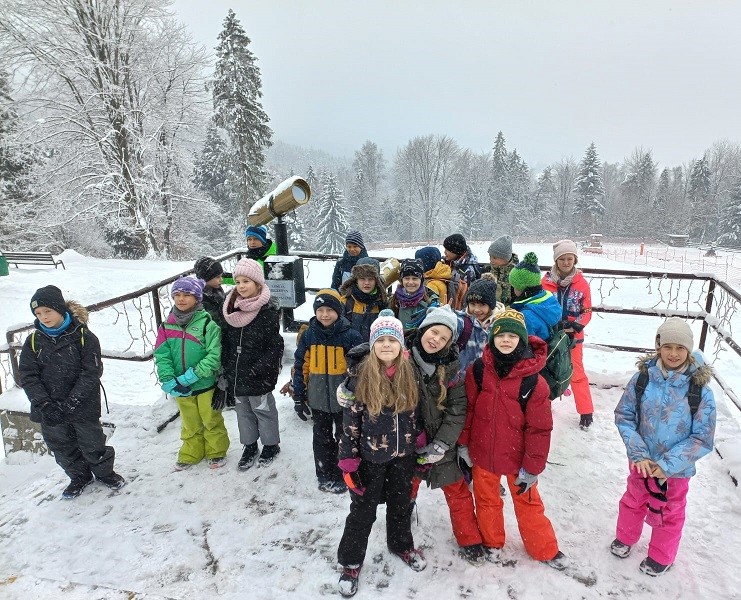 Szkoła Podstawowa nr 54 w Krakowie, klasy: III a, III b