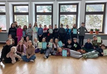 Szkoła Podstawowa nr 64 w Krakowie, klasy: IV a, IV b